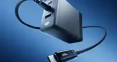 【大疆140W 氮化镓充电器／7A数显线 正式发布，套装售价229元起】