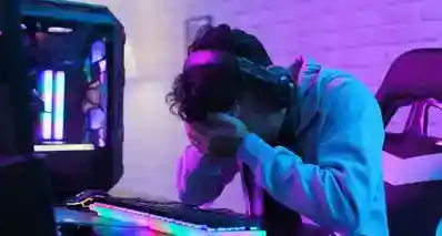 游戏玩家缺卡，AI巨头却在仓库堆显卡！英伟达被质疑人为制造短缺