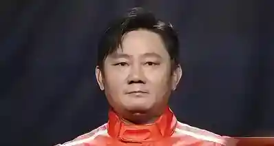 书记回应被扔下水：张雪临时起意