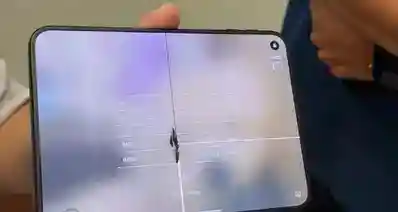 首发日购入iPhone Duo的用户，已经开始有坏的了
